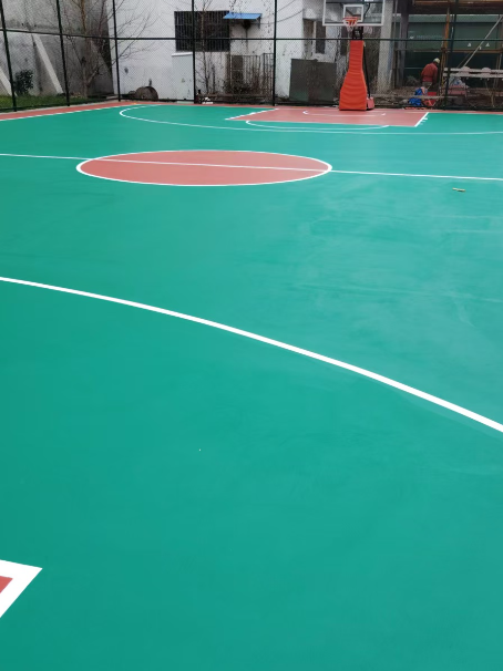 翼城 球场长期使用易出现地面开裂